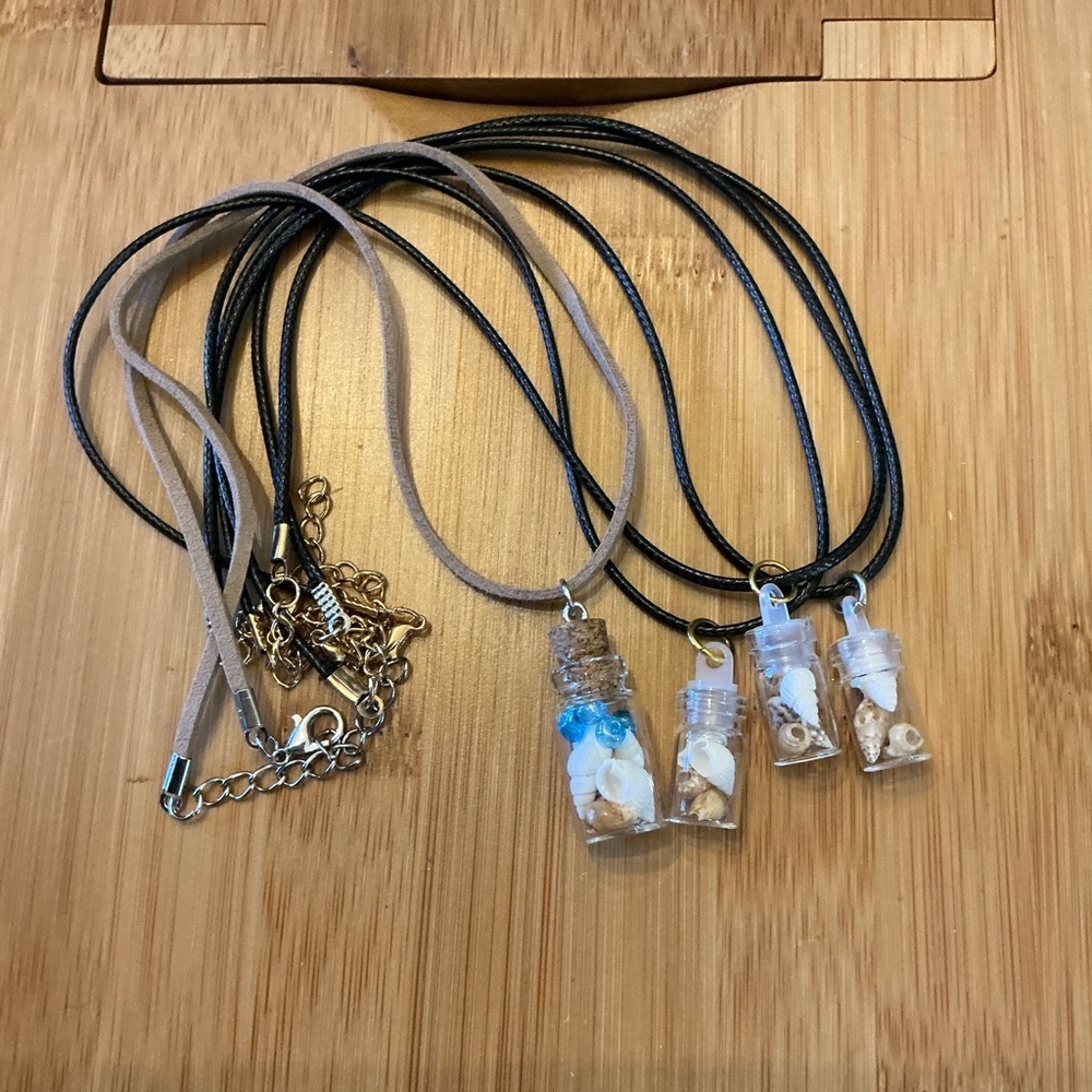 Set of 4 Handmade Seashell Pendant Necklaces, NWOT
